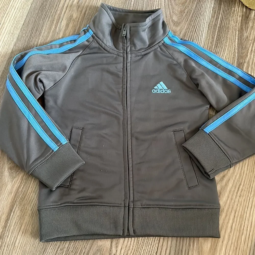 BABY BOYS TWO PIECE FALL/WINTER BUNDLE SIZE 2T LILE NEW ADIDAS JACKET/CREWCUTS